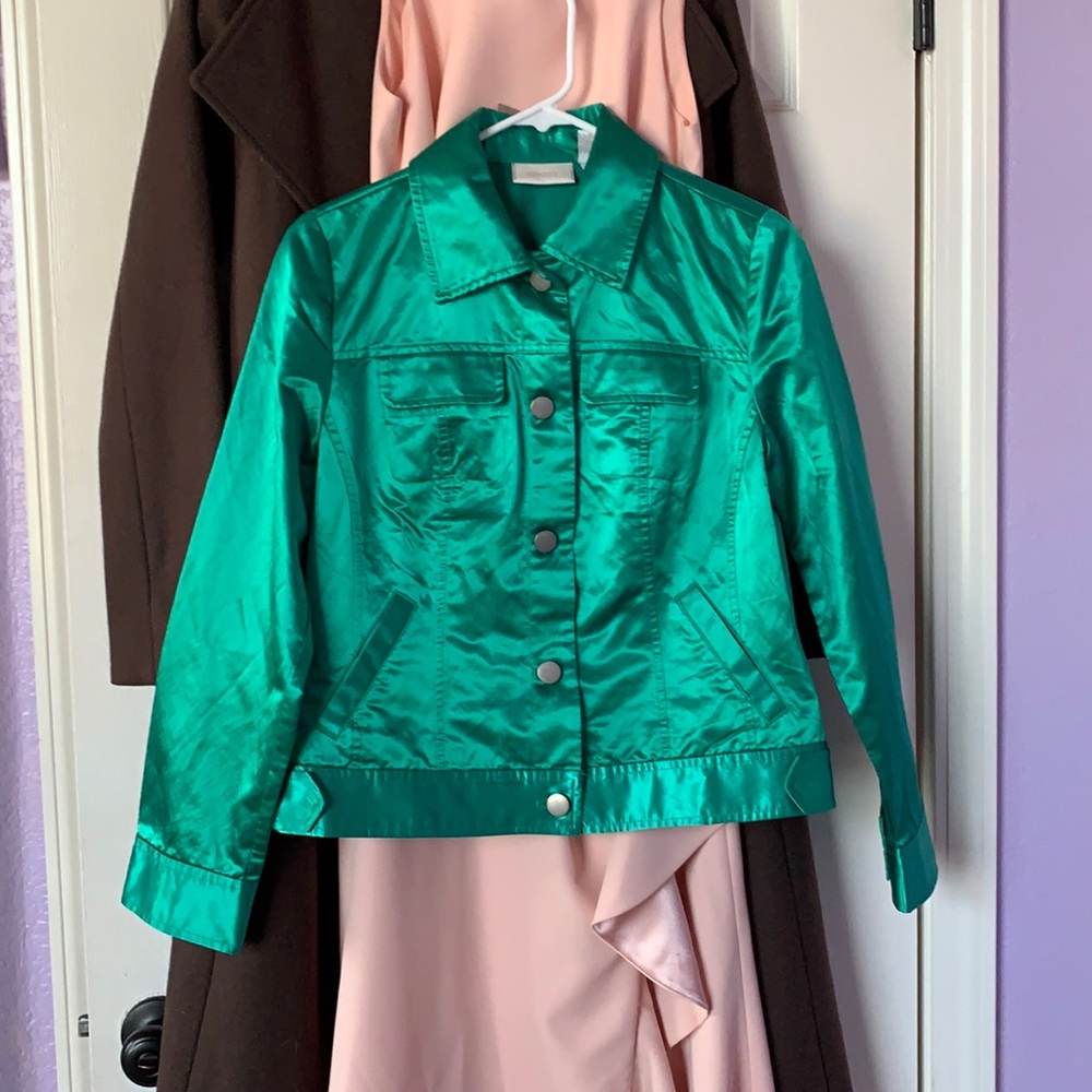 Chico’s Size 0 metallic emerald lightweight jacket